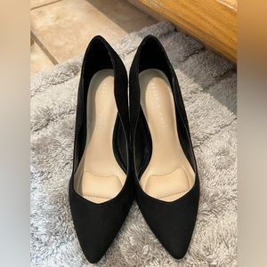 Kelly and Katie suede pumps